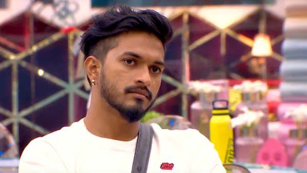 முகெனுக்கு ரெட் கார்டு.. வனிதாவை அறைந்தது மட்டும் காரணமல்ல.. மறைந்திருந்து தாக்கும் பிக் பாஸ்?