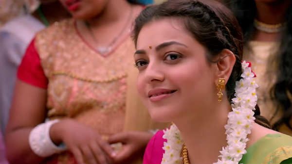 பாரீஸ் பாரீஸ்... பல கட் - சென்சார் ரிவைசிங் கமிட்டிக்கு அனுப்பும் படக்குழு