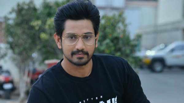 வேகமாக கார் ஓட்டி விபத்து ஏற்படுத்திவிட்டு தப்பியோடிய நடிகர்