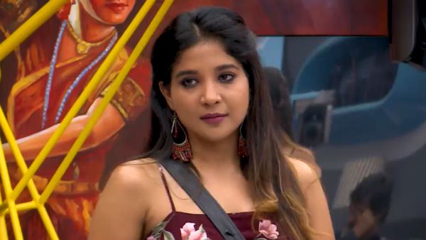 தயவு செய்து சாக்ஷியை எவிக்ட் பண்ணாதீங்க பிக் பாஸ்: பார்வையாளர்கள் கோரிக்கை