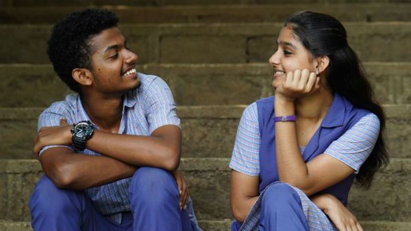 கொட்டும் மழையிலும் வசூலை அள்ளும் தண்ணீர் மாதன் தினங்கள்