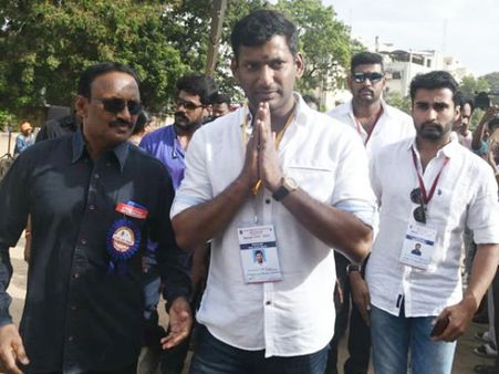 நடிகர் சங்கத் தேர்தல் ரிசல்ட் - ஹைகோர்ட் தடையால் லாக்கரில் தவமிருக்கும் ஓட்டுப்பெட்டிகள்