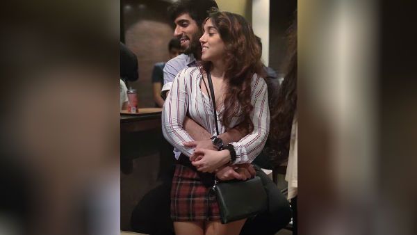 காதல் முறிவு? ஒத்த போட்டோவை போட்டு மொத்த ரசிகர்களையும் சோகத்தில் ஆழ்த்திய நடிகர் அமிர்கானின் மகள்!