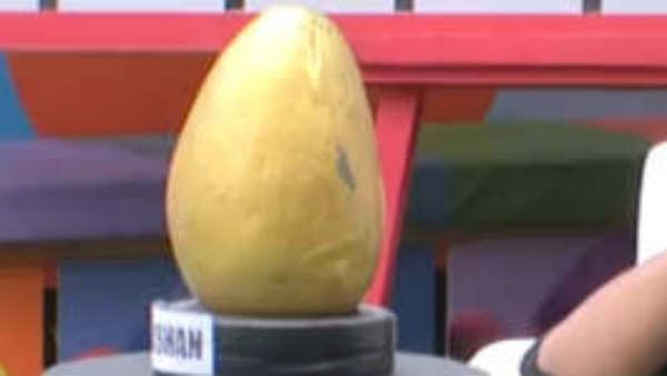 டிக்கெட் டு பினாலே இந்த ‘கருப்புக்குதிரை’க்குத் தான்.. மேஜிக் செய்யப் போகும் ‘தங்கமுட்டை’ !