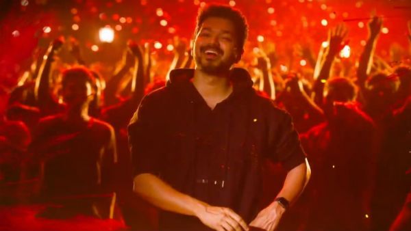 பிகில் அப்டேட்…. வெறித்தனம் ரிலீஸ் ஆன நேரத்தில் ஸ்டாலினுடன் கைகுலுக்கிய விஜய்