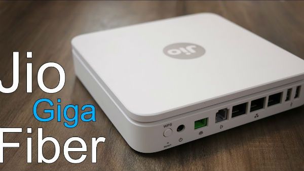 ஜியோ ஜிகாபைபர் ஆட்டம் ஆரம்பம் - பீதியில் தயாரிப்பாளர், மால் உரிமையாளர்கள்