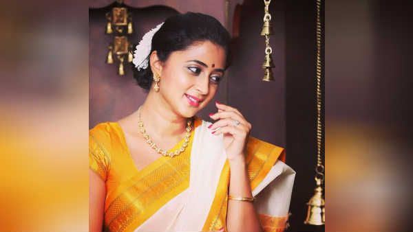 என்னங்க இது.. இப்படிலாம் போட்டோ போடாதீங்க.. கவர்ச்சியால் கடும் விமர்சனத்திற்கு உள்ளான கனிகா!