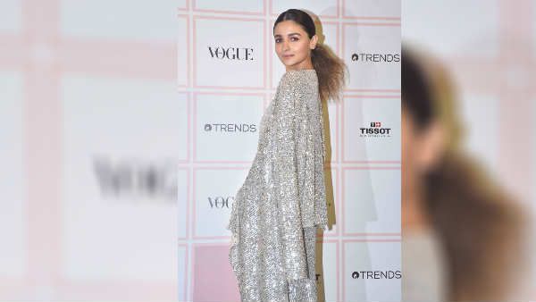 வோக் பியூட்டி விருதுகள் 2019… பார்வையாளர்களை மயக்கிய பாலிவுட் தேவதைகள்