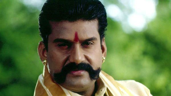 ஹாலிவுட்டில் கால் பதிக்கும் நெப்போலியன் அங்கேயும் மீசையை முறுக்குவாரா