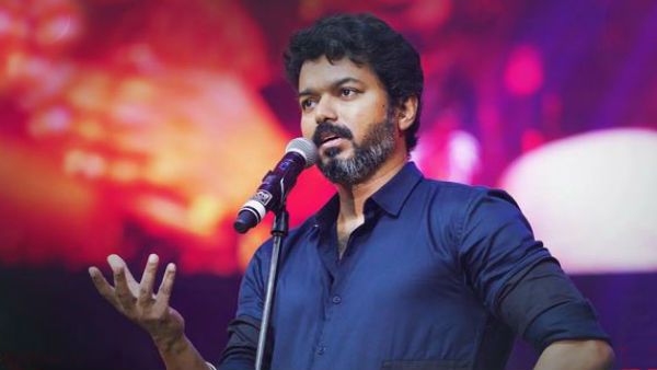 வேண்டுமென்று அரசியல் செய்கின்றனர்.. ரஜினி பட விழாவும் இங்குதான் நடந்தது.. விஜய் பேன்ஸ் கொந்தளிப்பு