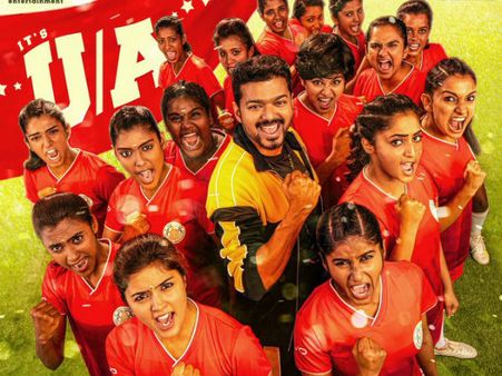 பிகில் மிரட்டல் அப்டேட்.. விஜய் பந்தாடப் போவது எத்தனை வில்லன்களை தெரியுமா? ‘அக்கா’ சொன்ன ரகசியம்!