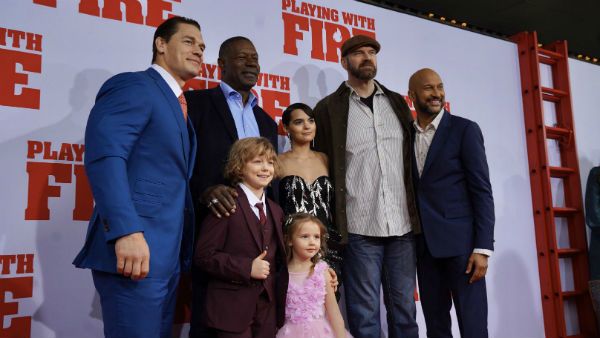 கலிபோர்னியா காட்டுத்தீ.. 5 லட்சம் டாலர்கள் நன்கொடை அளித்த ஜான் சினா!