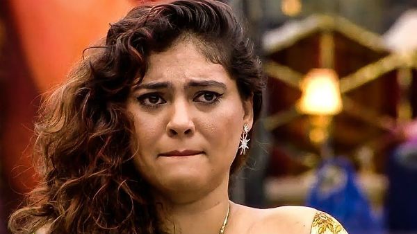 பிக்பாஸ் வீட்டில் இருந்து ஷெரின் அவுட்.. கையோடு அழைத்து வந்த முன்னாள் வெற்றியாளர்!