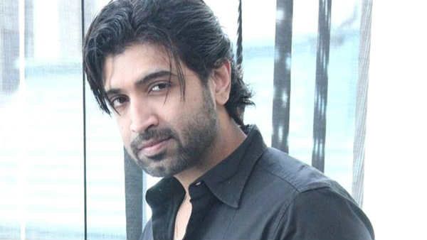 விக்டரை அஜித் ரசிகர்கள் எப்பவும் மறக்கமாட்டாங்க.. டிரெண்டாகும் ஹேப்பி பர்த்டே அருண்விஜய்!