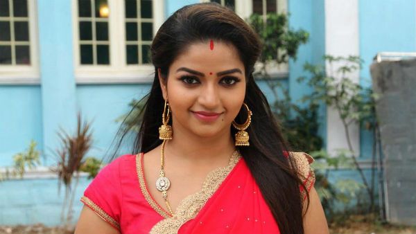 நடிப்புக்கு பைபை.. 6ம்தேதி திருமணம்.. காதல் கணவருடன் ஆஸி.யில் செட்டில்.. பிரபல சீரியல் நடிகை அதிரடி!