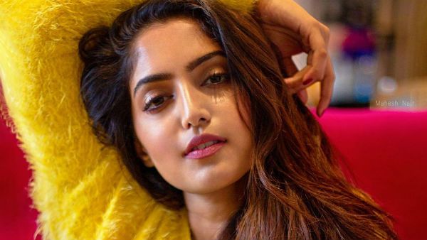 மூஞ்சியில அடிச்ச ஆசிட் எங்க.. சிங்கப்பெண்ணை இப்படி ட்ரோல் செய்யும் நெட்டிசன்கள்!