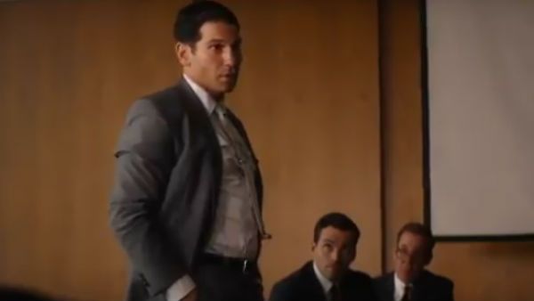 ரிஸ்க் எடுக்கிறது உண்மையிலேயே இவருக்குத்தான் ரஸ்க் சாப்பிடுற மாதிரி!