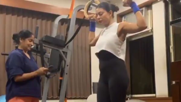 ஆத்தாடி என்ன உடம்பி.. 44 வயசுல இந்த நடிகை செய்த காரியத்த பாருங்க.. தீயாய் பரவும் வீடியோ!