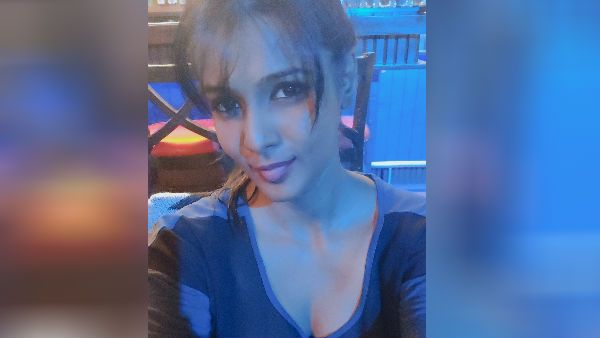 மீரா மிதுனிடம் அழகானது எது? அவருடைய வருங்கால கணவர் சொன்னத பாருங்க!