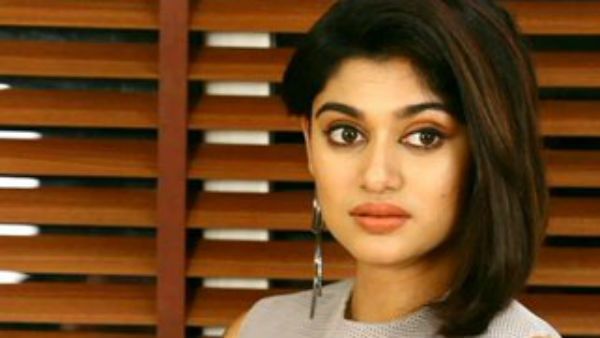 அரசியல் கட்சி தொடங்கும் திட்டம்... ஒரே டிவீட்டில் ஒட்டுமொத்த ஆர்மியை குஷியாக்கிய ஓவியா!