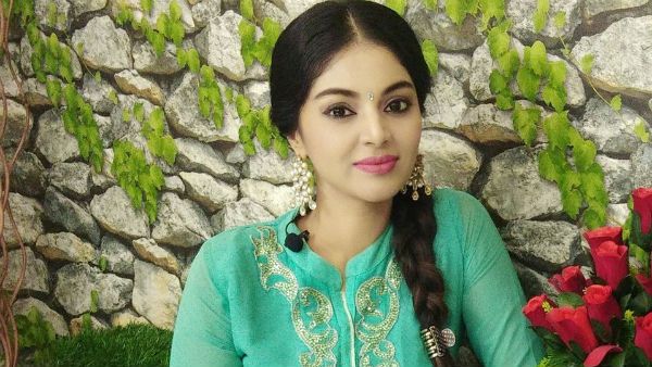 தர்ஷன் மனுஷனே கிடையாது.. மதுமிதாவிடம் கொட்டித்தீர்த்த சனம் ஷெட்டி!!