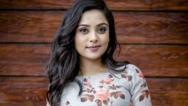 நகைக்கடை , துணிக்கடை விளம்பரம் போதாது நல்ல கதையில் நல்லா நடிக்கணும்