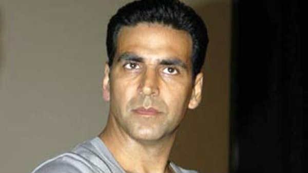 பெரிய டைரக்டர்கள் என்னை கண்டுக்க மாட்டேங்கிறாங்களே... ரஜினி வில்லன் கிர்ர்ர்!