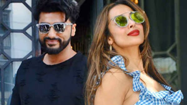 “அதுக்கு இப்ப என்ன அவசரம்.. வெயிட் பண்ணலாம்”.. பிரபல நடிகையின் கல்யாணகனவில் மண்ணை அள்ளி போட்ட காதலர்