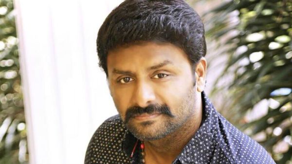 அதென்ன ஸ்டைலிஷ் ரோல்? இயக்குனர் கவுரவ் விளக்கம்!