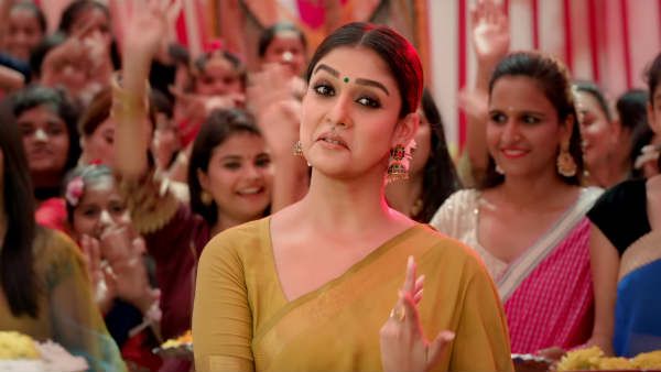 ப்பா.. சும்மா சொல்லக்கூடாது.. அவரு சொன்னது உண்மைதான்.. நயன்தாரா செம கிளாமர்.. ம்.. வேறலெவல்!