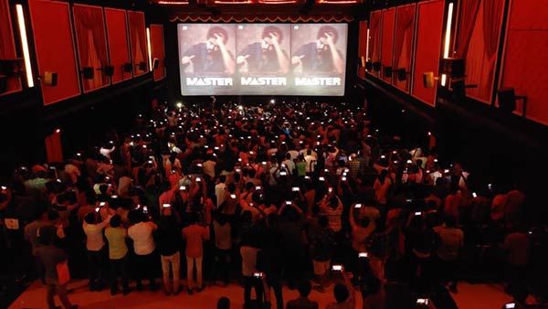 படம் ஃபுல் ஆகி பாத்துருப்ப.. ஃபஸ்லுக்குக்கு தியேட்டர் ஃபுல் ஆகி பாத்துருக்கியா.. இந்தா பாரு! #Master