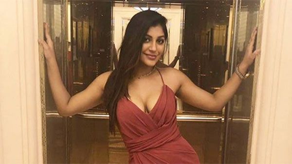 ஆச்சரியமும் டர்னிங் பாயின்ட்டும் யாஷிகாதான்... இயக்குனர் தகவல்