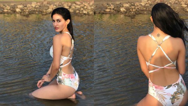 ஓ.. மை.. காட்.. டூ பீஸில் தனுஷ் பட நடிகை.. பிகினின்னா இதான் பிகினி.. வேற லெவல்.. கதறும் நெட்டிசன்ஸ்!