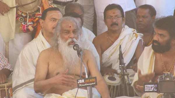 80 வது பிறந்த நாள்... கொல்லூர் மூகாம்பிகை கோயிலில் பாடகர் யேசுதாஸ் வழிபாடு