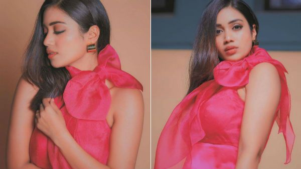 பஞ்சுமிட்டாய் கலரு… தேனு மிட்டாய் உதடு.. நிவேதாய்யா.. சூப்பர் போஸுய்யா!