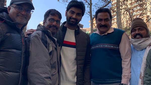 ஒரே நேரத்தில் 2 படம் இயக்குவது பிரச்னையில்லை... அசர்பைஜானில் இருந்து இயக்குனர் ஆர்.கண்ணன் பேட்டி