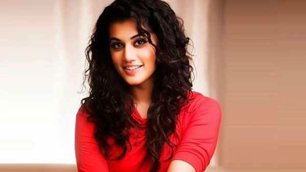 சினிமாவுக்கு வந்து இத்தனை வருஷமாச்சு... ஆனாலும் அந்த ஆசை அப்படியேதான் இருக்கு... ஏக்கத்தில் டாப்ஸி