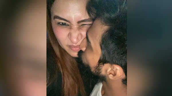 பொண்டாட்டிய விவாகரத்து செஞ்சதுக்கு இதான் காரணமா.. நடிகர் விஷ்ணு விஷாலை விளாசும் நெட்டிசன்ஸ்!