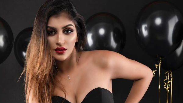 யாஷிகாவுக்கு எப்பவுமே பெரிய மனசு தான்.. ஹாட் இன்ஸ்டா புகைப்படத்திற்கு குவிகிறது லைக்ஸ்!