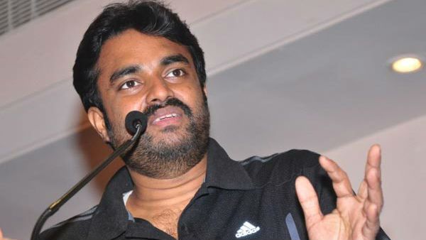 சினிமாவில் துரோகம்தான்.. முதுகில் குத்திய தலைவி இயக்குனர் விஜய்.. ரைட்டர் அஜயன்பாலா திடீர் தாக்கு!