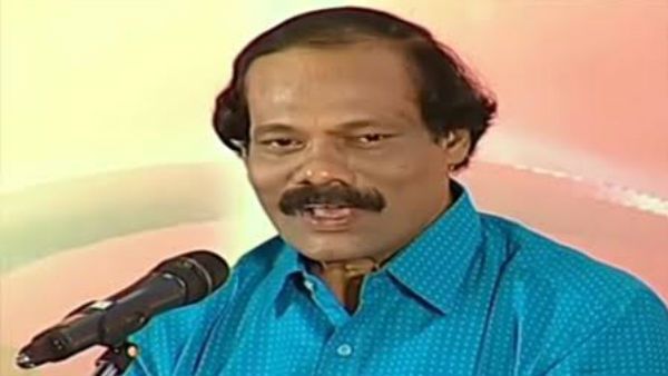 மூனு காலு வாகனம் பாடல்.. மேடையில் பாடி அசத்திய திண்டுக்கல் ஐ லியோனி !