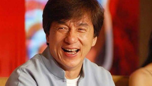 ஒரு கோடி ரூபாய் தர்றேன்.. எங்கேயோ கேட்ட மாதிரி இருக்குல்ல.. எஸ்.. லைட்டா ஒரு பிளாஷ்பேக்!