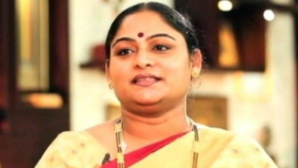 ஒருத்தரையும் விடமாட்டாங்க போலிருக்கே... இவர் வாழ்க்கை கதையும் சினிமாவாகுதாம்!