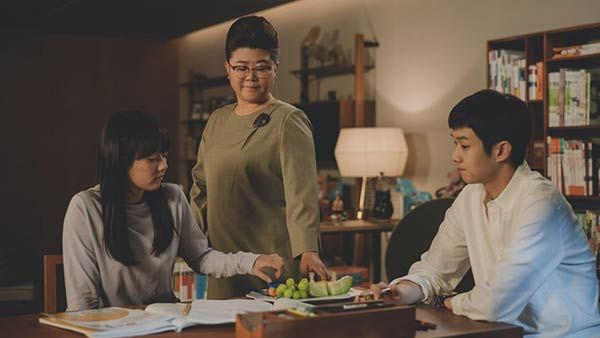 ஆஸ்கர் கோலாகலம்: பாரசைட் படத்துக்கு சிறந்த ஒரிஜினல் திரைக்கதைக்கான விருது