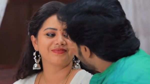 Naam Iruvar Namakku Iruvar serial: கதவை சாத்திக்கிட்டு எதுக்குங்க வேஷ்டி கட்டணும்?