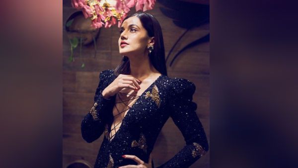 ஏற்கனவே அவங்கள காப்பியடிக்கிறீங்கன்னு பேச்சு.. இப்போ இவங்களையா.. நடிகையால் ஷாக்கான ரசிகர்கள்!