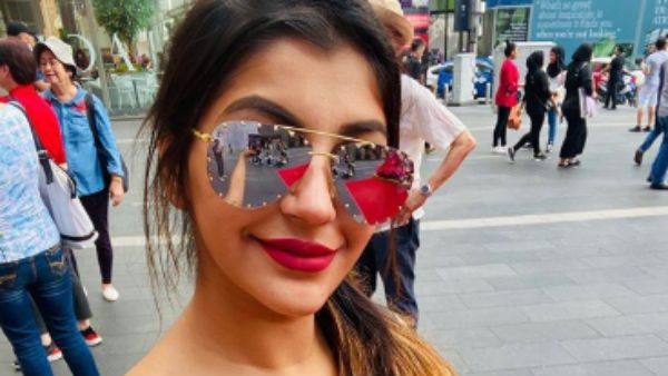 நீ மர்லின் மன்றோ குளோனிங்கா.. இல்ல.. ஜெனிஃபர் லோபஸோட ஸ்கேனிங்கா.. நடிகையை பார்த்து உருகும் ஃபேன்ஸ்!