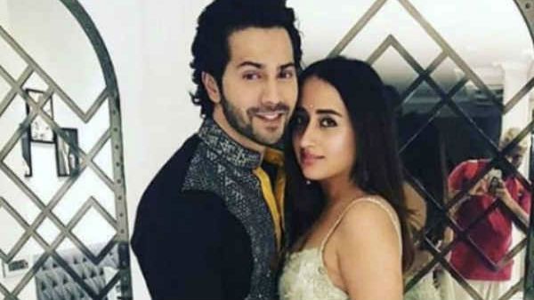 மிரட்டும் கொரோனா.. திருமணத்தை தள்ளி வைத்த ஹீரோ, ஹீரோயின்.. தாய்லாந்து ரிசார்ட் நிகழ்ச்சி கேன்சல்!