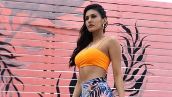 கொரோனோ பீதி குப்புனு கிளப்புது, ஹாலிவுட் ஸ்டாராம்ல? தனுஷ் நாயகியை தறிகெட்டு கலாய்க்கும் ரசிகர்கள்!