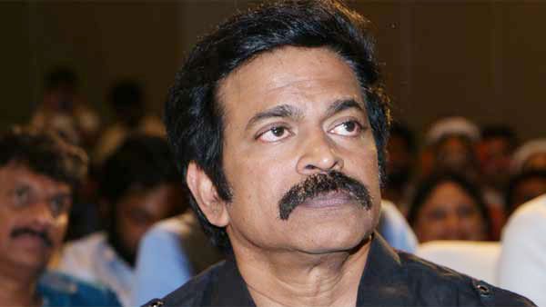 கோடிகள்ல சம்பளம் வாங்கிட்டு கொஞ்சம் கூட மனசாட்சி இல்லையே... ஹீரோயின்களை விளாசிய பிரபல நடிகர்!